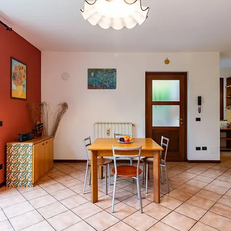 Sky & By Interhome Nyaraló *