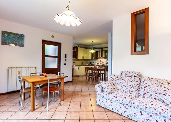 Sky & By Interhome Hébergement de vacances Arizzano